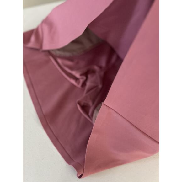 NWT Rhone Course To Court Skort Womens XS Rose Mist PullOn 16" Performance Skirt - Picture 9 of 11